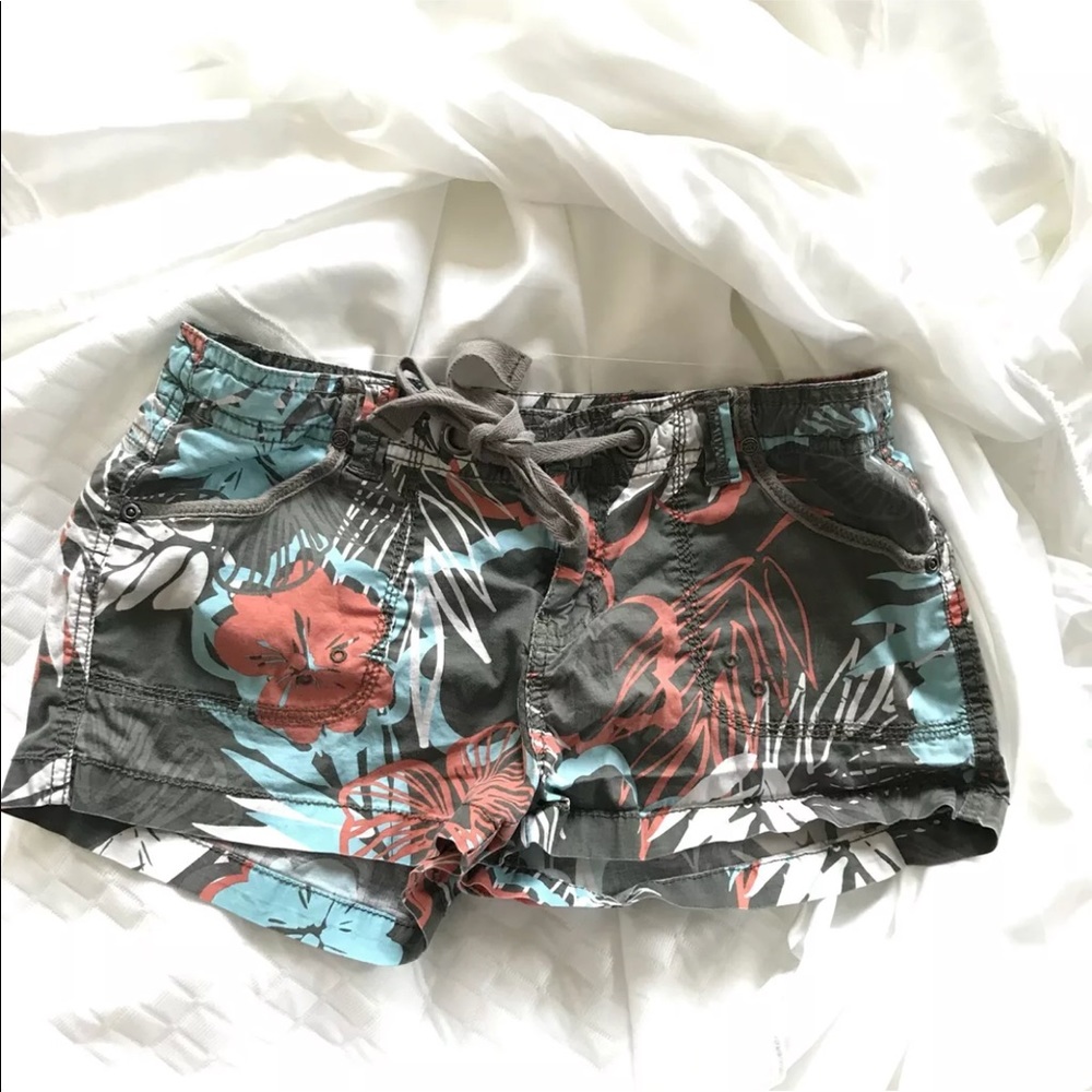 American Rag Cie Cotton Blend Floral Shorts